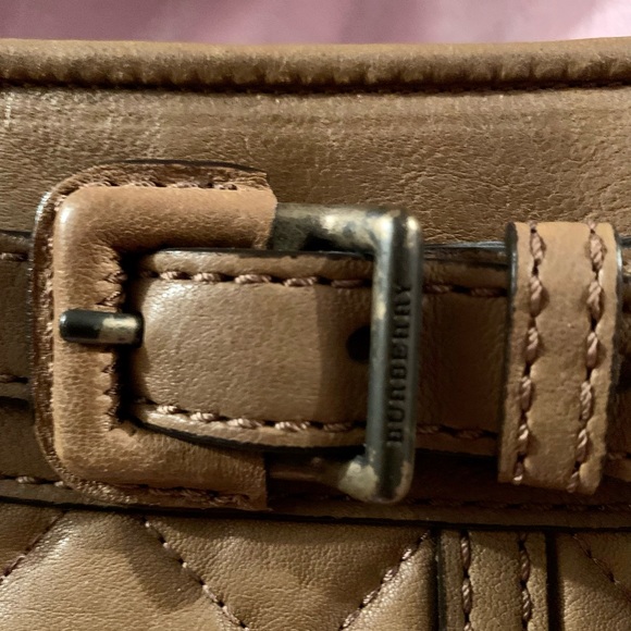 Burberry small sling bag - Picture 3 of 12